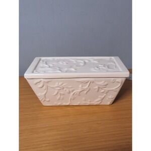 Real Home White Ceramic Loaf Pan with Lid Embossed Floral Earthenware Baker